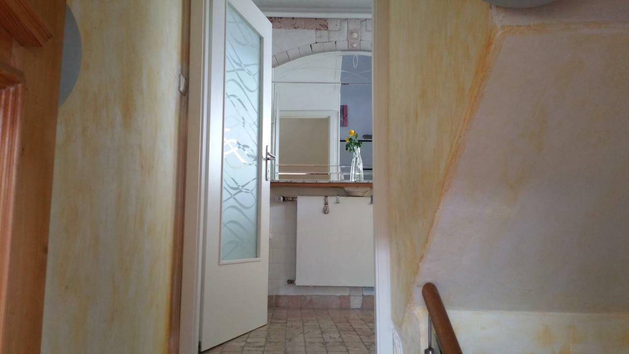 Casa Mia Apartment คาสเซล ภายนอก รูปภาพ